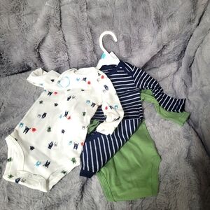 Carter's onesies in 6 months